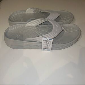 Hoka Men’s Size 14 US Flip Flop One One ORA Recovery Slides Shoe New White
